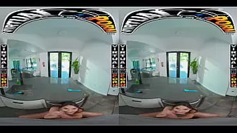 VIRTUAL PORN - Spunk Enjoy Some Breakfast With Skinny Teeny Sera Ryder In VR