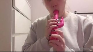 Jasmine Rose Practising her BLOWJOB Skills on Cam, Wishing it was you Daddy