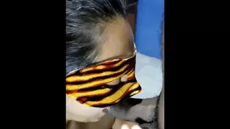 Boquete e espanhola com gozada nas tetas - Dono e Putinha