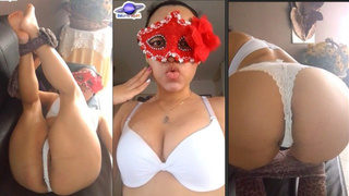 Saturno Squirt in four alluring lingerie, masked bj, blowing with a lot of drool and her perfect booty