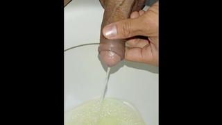 Desperate fresh husband pissing, morning erection, close-up