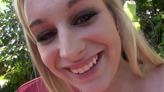 Tattooed Teenie Staci Jaxxx Likes Taking Penis Outdoors SQF