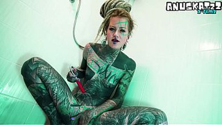 Wand Wonder Teeny's Shower Solo Play