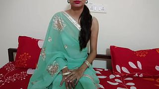 Indian Xxx Stepmom pounded her son while studying with huge schlong with Clear Hindi audio