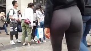 UK candid Sexy PAWG teen slut in leggings teasing