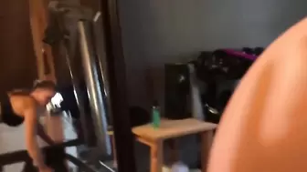 Sexe avec une fille musclee et jolie !