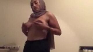 Paki Hijab Teenie Stripping