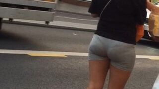 Phat bubble ass teenie in tight spandex shorts