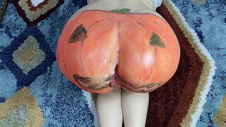 He Fuckes her Bubble Pumpkin and Cumes Hard over It, so Hot! Happy Halloween! 4k