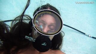 Cute underwater cums from Nora Shamndora with dildo